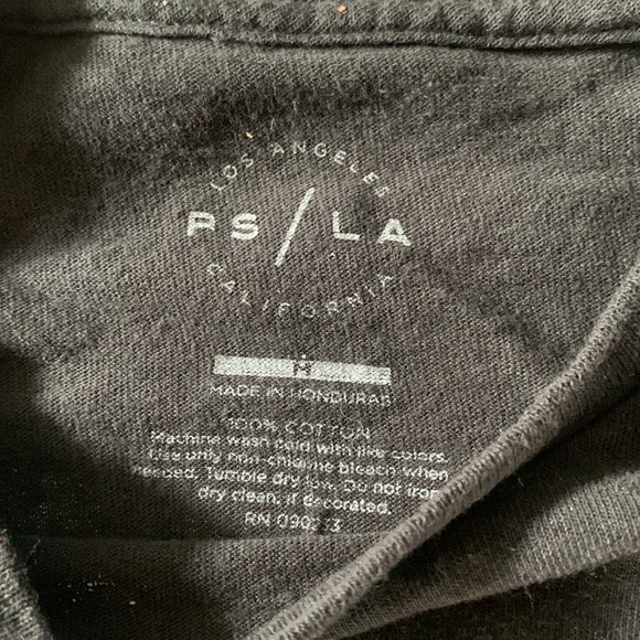 PacSun Social Justice Graphic Tee Medium - Picture 3 of 5